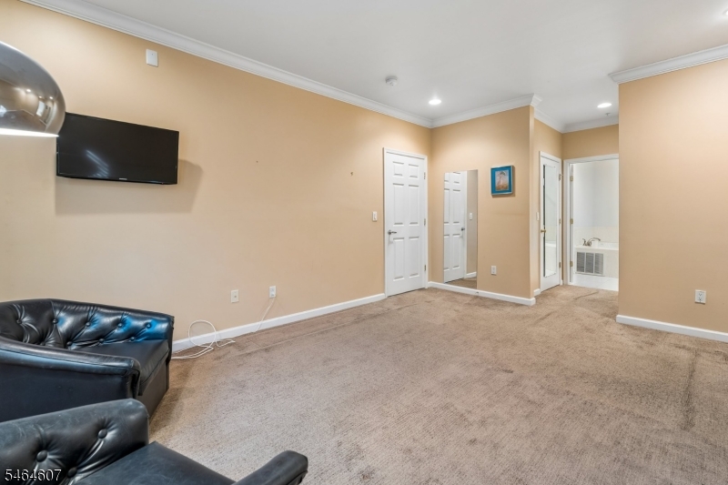 3109 Pointe Gate Drive Livingston NJ 07039