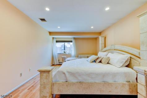 17 Independence Way Rockaway NJ 07866