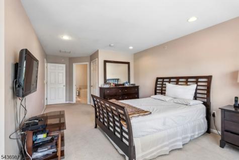 67 Forest Drive Piscataway NJ 08854
