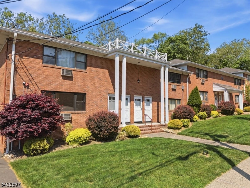 7 Colonial Drive Little Falls NJ 07424
