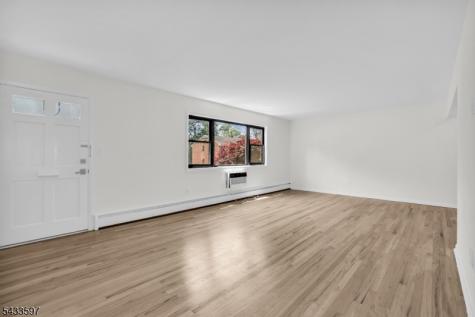7 Colonial Drive Little Falls NJ 07424