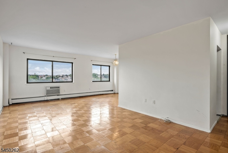 44 S Main Street Lodi NJ 07644