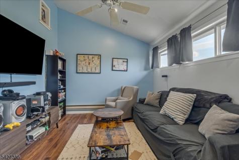 48 Buchanon Court West Orange NJ 07052
