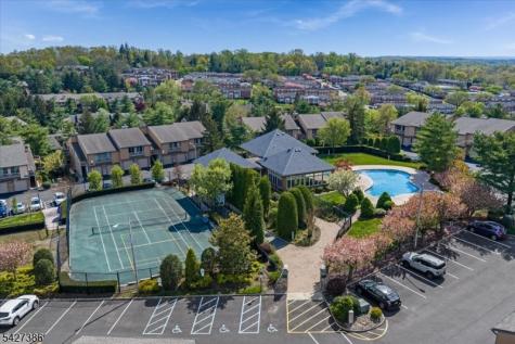 48 Buchanon Court West Orange NJ 07052
