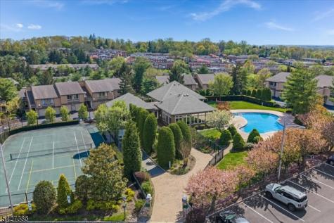 48 Buchanon Court West Orange NJ 07052