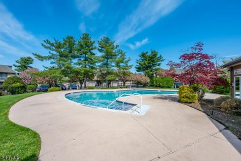 48 Buchanon Court West Orange NJ 07052