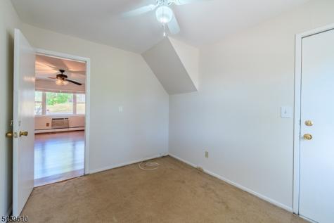 93 Fox Road Edison NJ 08817