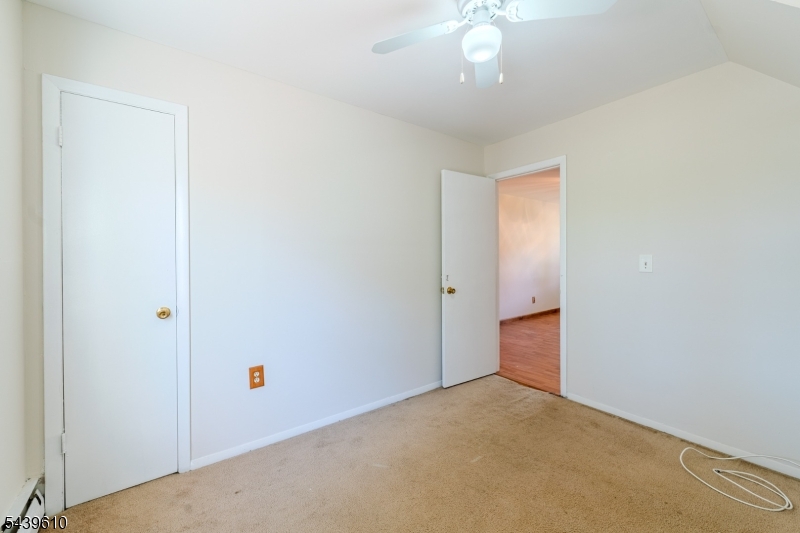 93 Fox Road Edison NJ 08817