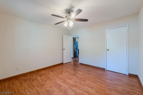 93 Fox Road Edison NJ 08817