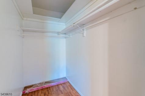 93 Fox Road Edison NJ 08817