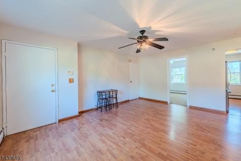 93 Fox Road Edison NJ 08817