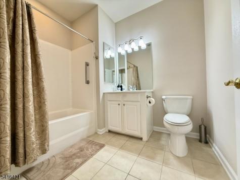 5402 Warrens Way Wanaque NJ 07465
