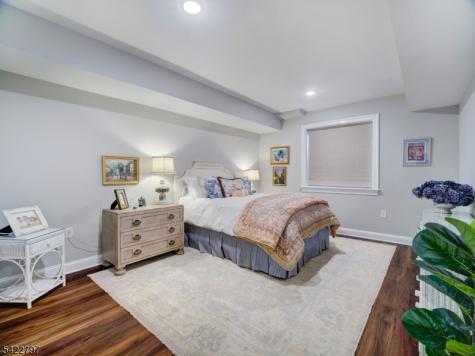 30 Dahlia Drive Warren NJ 07059