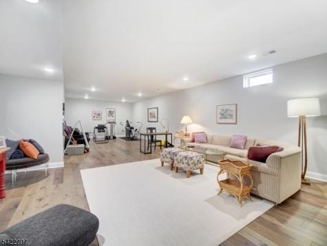 30 Dahlia Drive Warren NJ 07059
