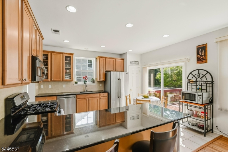 10 Indian Field Drive Hardyston NJ 07419