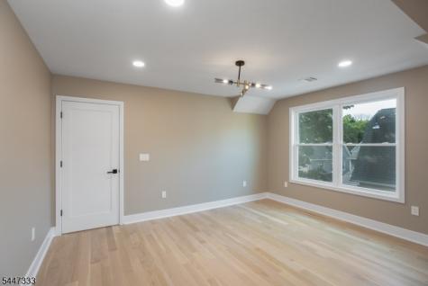 195 N Fullerton Avenue Montclair NJ 07042