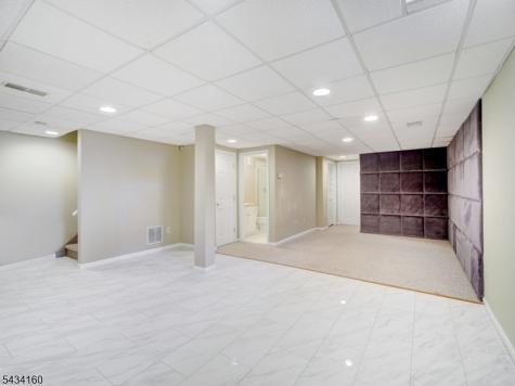 1044 Smith Manor Boulevard West Orange NJ 07052