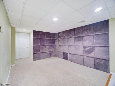 1044 Smith Manor Boulevard West Orange NJ 07052