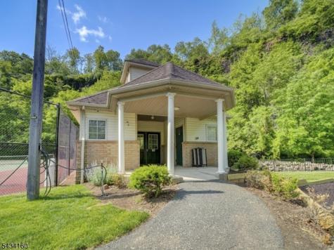1044 Smith Manor Boulevard West Orange NJ 07052