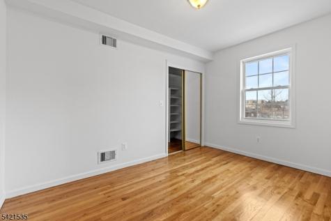 401 Bergenline Avenue Union NJ 07087