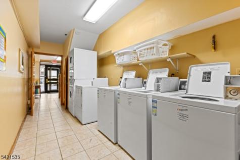 401 Bergenline Avenue Union NJ 07087