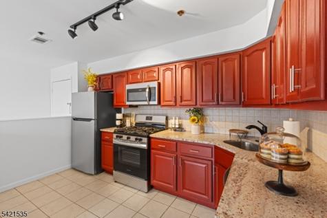 401 Bergenline Avenue Union NJ 07087
