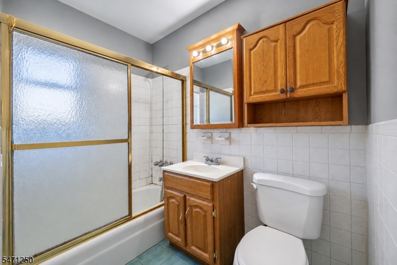 725 Joralemon Street Belleville NJ 07109