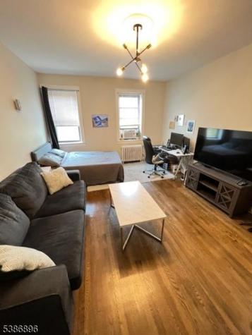303 Hamilton Place Hackensack NJ 07601
