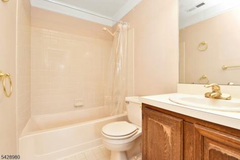 4815 Ravens Crest Drive Plainsboro NJ 08536