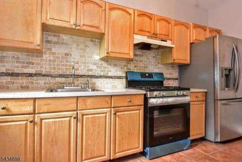 303 Hamilton Place Hackensack NJ 07601