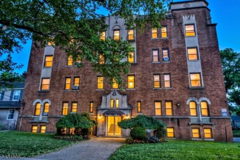 303 Hamilton Place Hackensack NJ 07601
