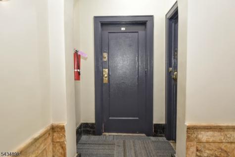 303 Hamilton Place Hackensack NJ 07601