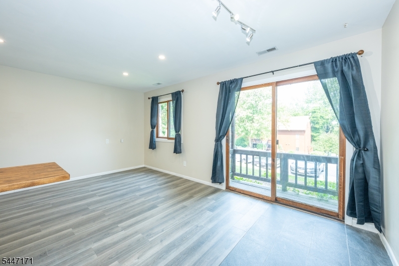 7 Sugar Loaf Court Vernon NJ 07462