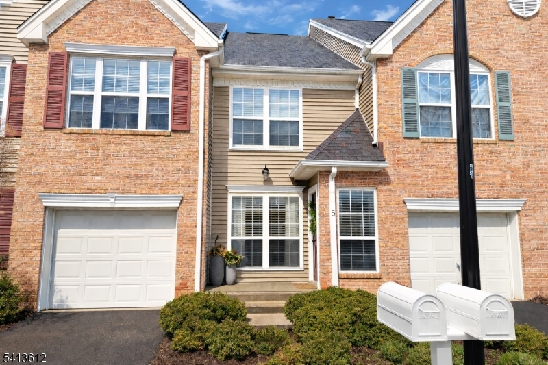 5 Winters Court Clark NJ 07066