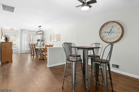 5 Winters Court Clark NJ 07066