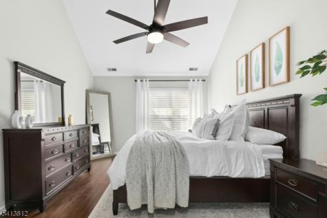 5 Winters Court Clark NJ 07066