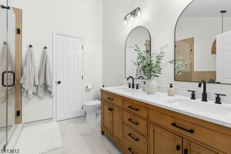 5 Winters Court Clark NJ 07066