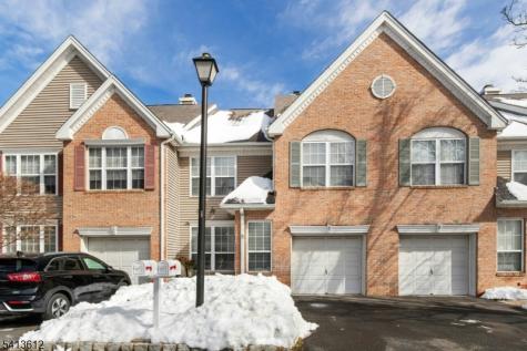 5 Winters Court Clark NJ 07066