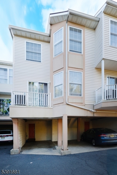 125 Adamecs Way South Amboy NJ 08879