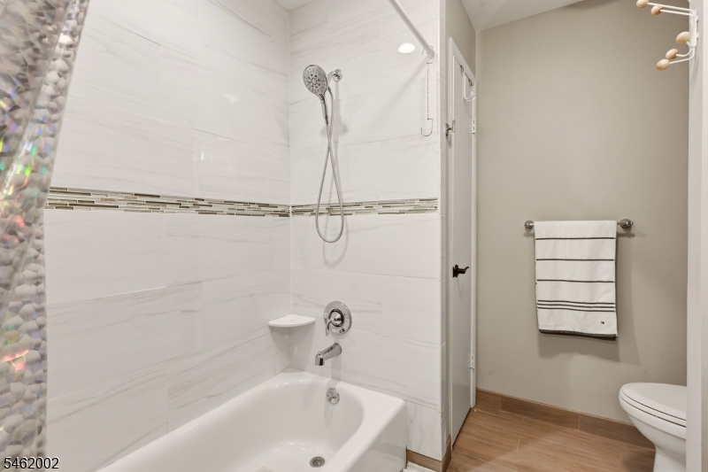 11 Vreeland Court Sayreville NJ 08872