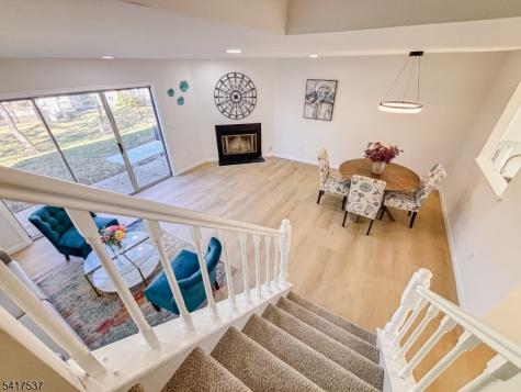 386 Inwood Court Franklin NJ 08873