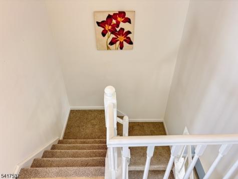 386 Inwood Court Franklin NJ 08873
