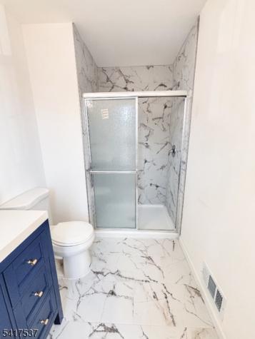 386 Inwood Court Franklin NJ 08873