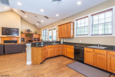 1104 Peer Place Denville NJ 07834