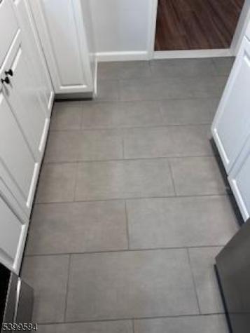 13 Carolyn Terrace Roselle NJ 07203