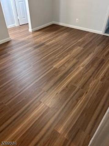 13 Carolyn Terrace Roselle NJ 07203
