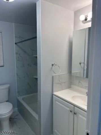 13 Carolyn Terrace Roselle NJ 07203
