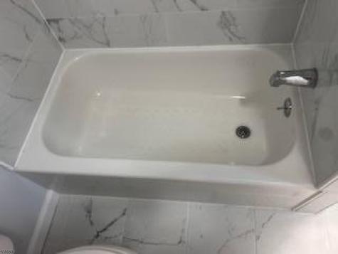 13 Carolyn Terrace Roselle NJ 07203