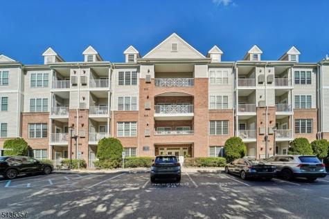 1118 Wharton Court Riverdale NJ 07457
