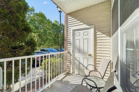 1118 Wharton Court Riverdale NJ 07457